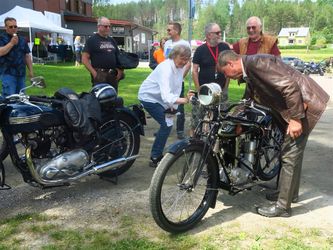 Ulf Johanssons 250cc NV från 1928 väckte en del nyfikenhet.